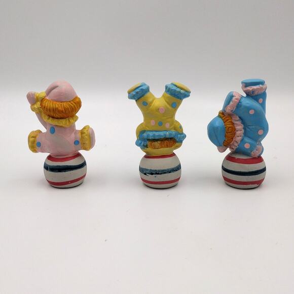 Fine Ceramic Circus Clown Figurines Set of 3 3.5" Balancing Balls - Picture 4 of 7